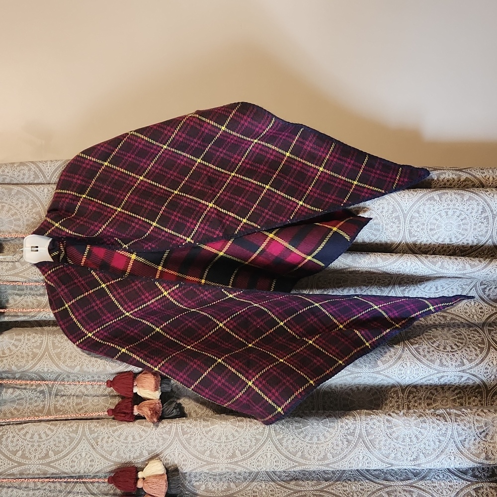 Beautiful Triangle Scarf